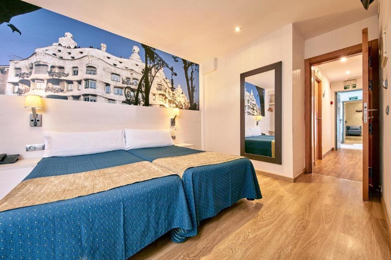Hotel Transit Barcelona Exteriör bild