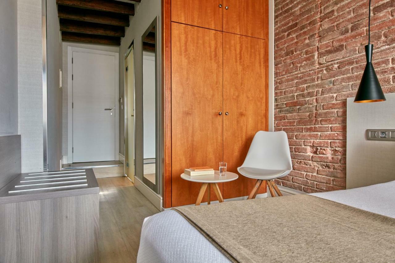 Hotel Transit Barcelona Exteriör bild