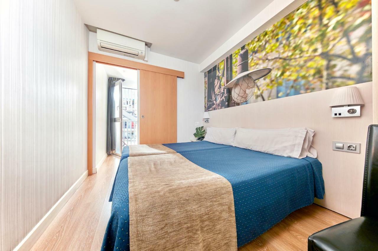 Hotel Transit Barcelona Exteriör bild