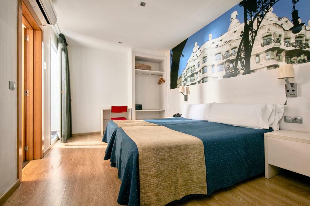 Hotel Transit Barcelona Exteriör bild