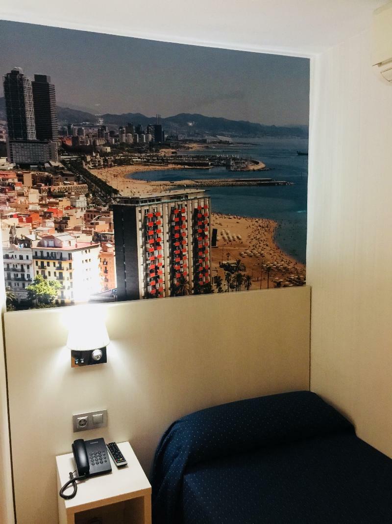 Hotel Transit Barcelona Exteriör bild